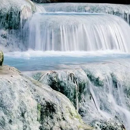 Le Cascatelle Di * Saturnia