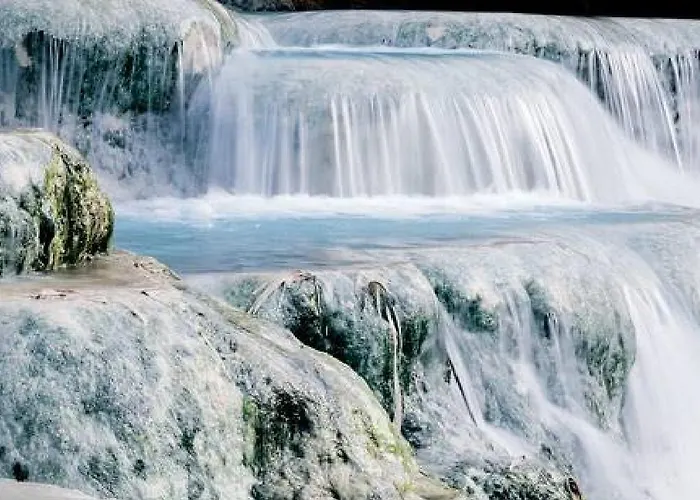 Le Cascatelle Di 3* Saturnia